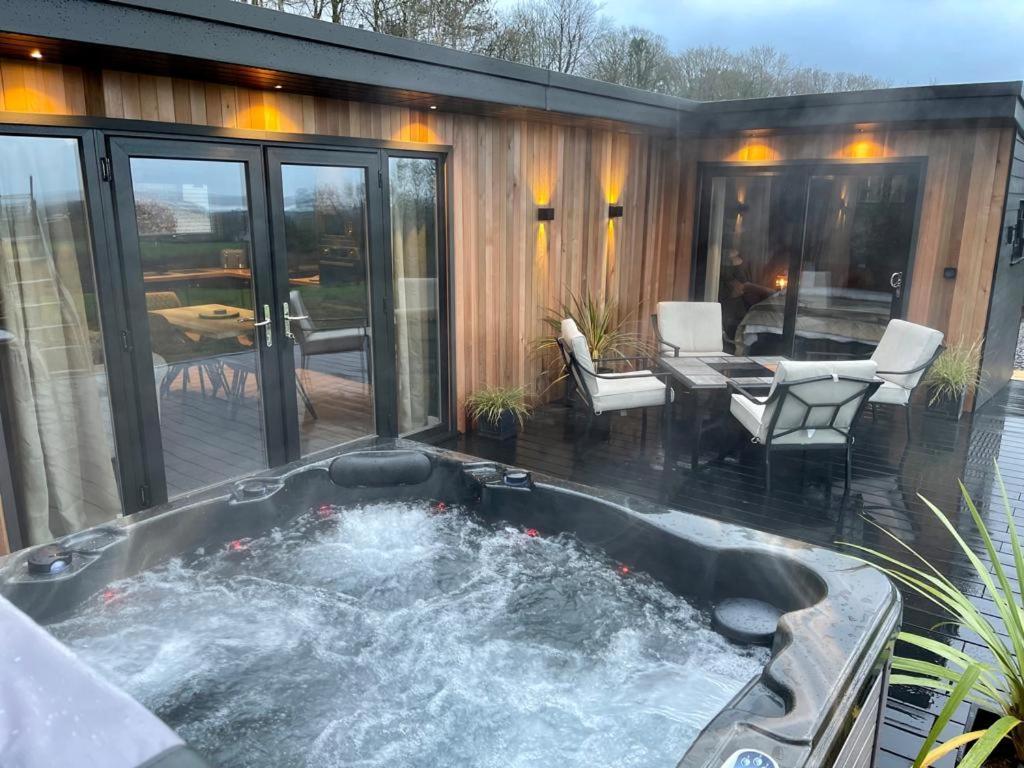 The Cabin@Tyddynucha Caernarfon Extérieur photo
